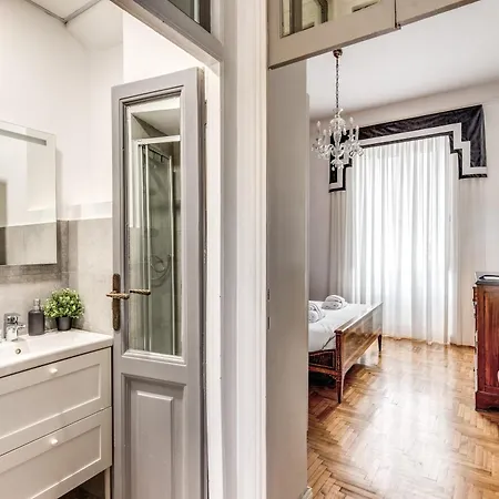 Lovely Renovated Flat By Vatican Apartment *