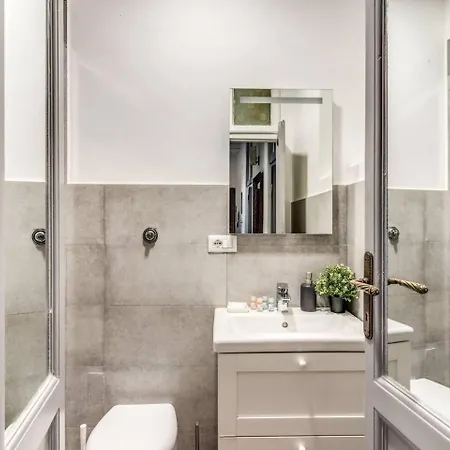 Lovely Renovated Flat By Vatican * Rome