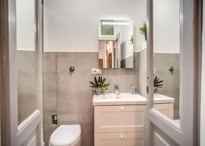 Lovely Renovated Flat By Vatican *