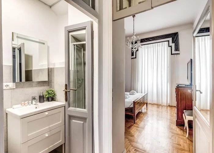 Lovely Renovated Flat By Vatican דירה *
