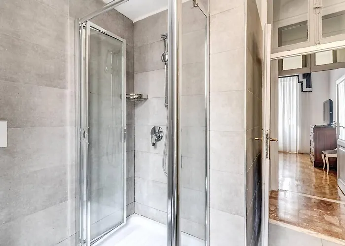 Lovely Renovated Flat By Vatican דירה