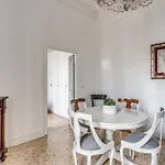 アパート Lovely Renovated Flat By Vatican ローマ