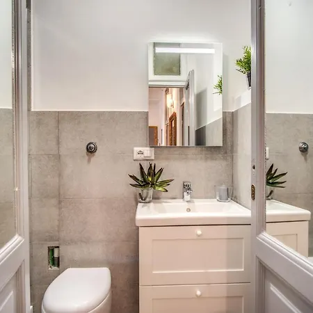 Lovely Renovated Flat By Vatican *